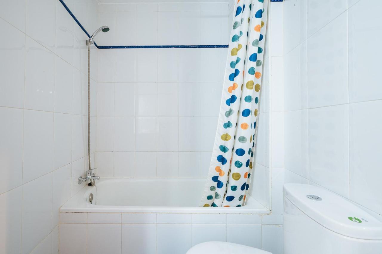Distinguido Y Centrico Apartamento En San Bernardo Sevilla Kültér fotó